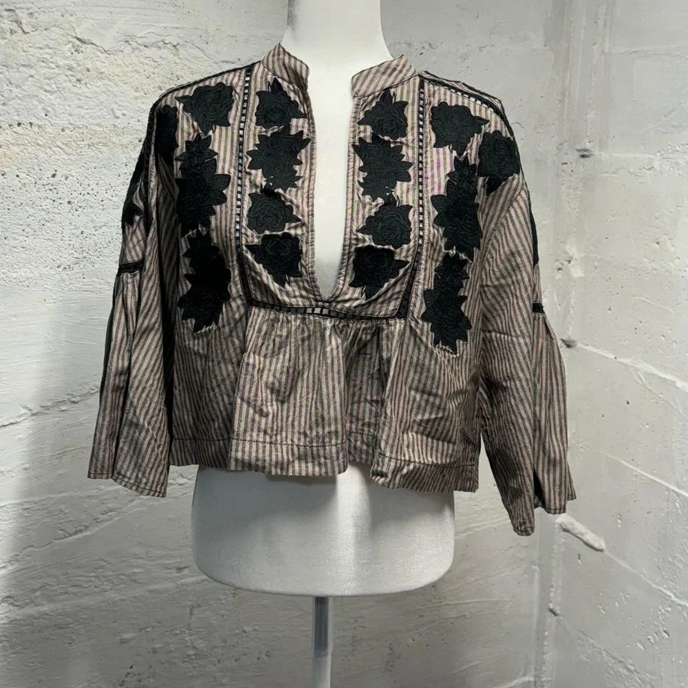 Free People Liya Embroidered top black floral detail deep v neck - Picture 5 of 14